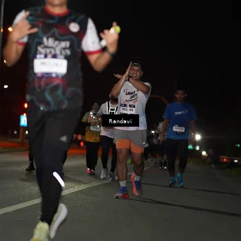 Runner Photo 7768428