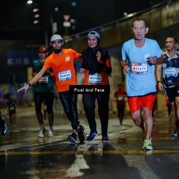 Runner Photo 7768493