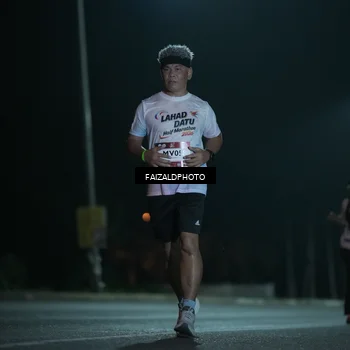 Runner Photo 7768494