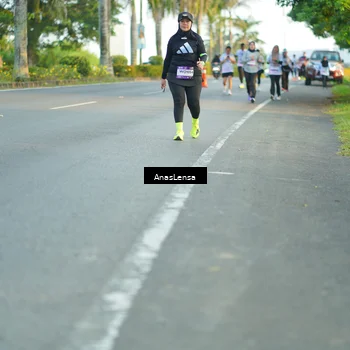 Runner Photo 7768512