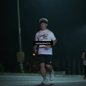 Runner Photo 7768518