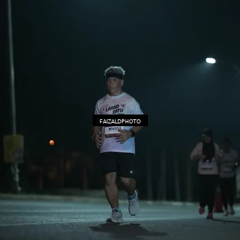 Runner Photo 7768531