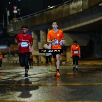 Runner Photo 7768552