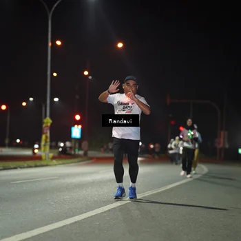 Runner Photo 7768744