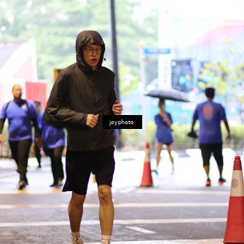 Runner Photo 7768768