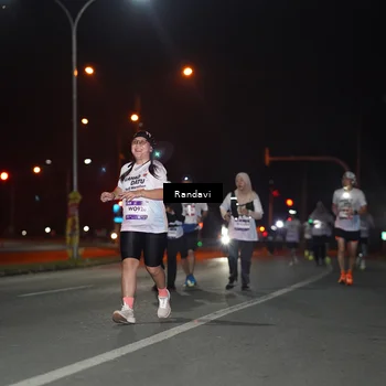 Runner Photo 7768796