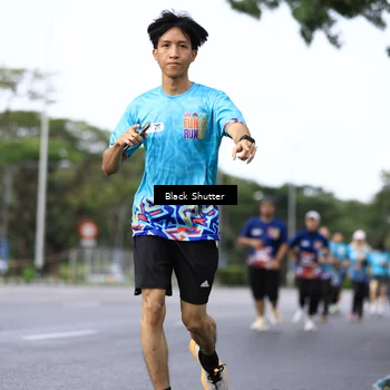 Runner Photo 7768893