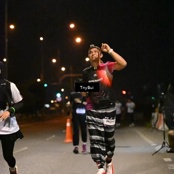 Runner Photo 7768902