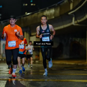 Runner Photo 7768934