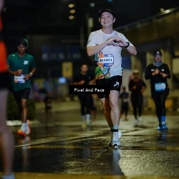 Runner Photo 7768963