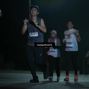 Runner Photo 7769043