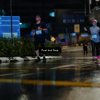 Runner Photo 7769100