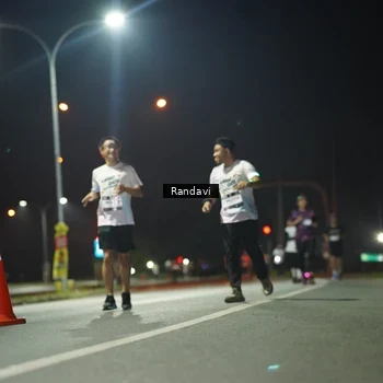 Runner Photo 7769204