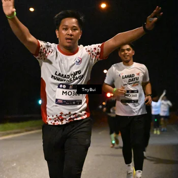 Runner Photo 7769295