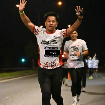 Runner Photo 7769300