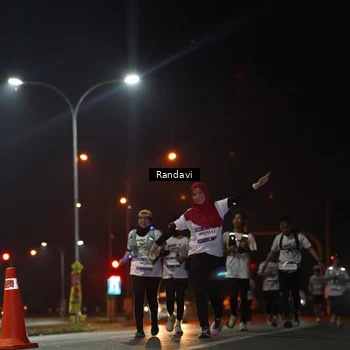 Runner Photo 7769443