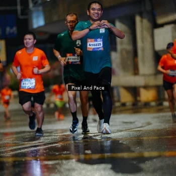 Runner Photo 7769576
