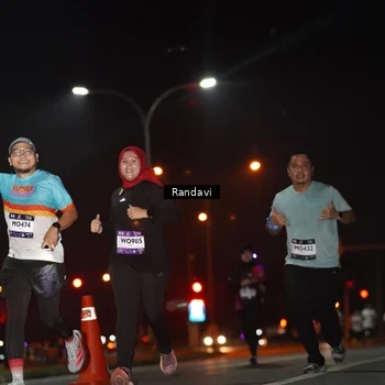 Runner Photo 7769768