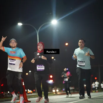 Runner Photo 7769777