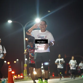 Runner Photo 7769802