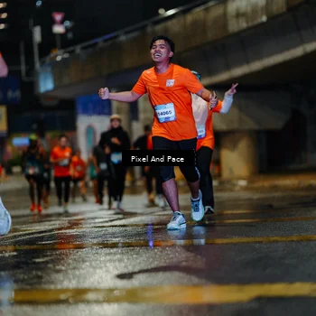 Runner Photo 7769892