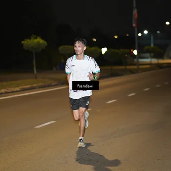 Runner Photo 7769905