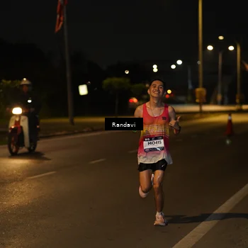 Runner Photo 7769934