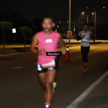 Runner Photo 7769975