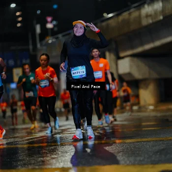 Runner Photo 7769999