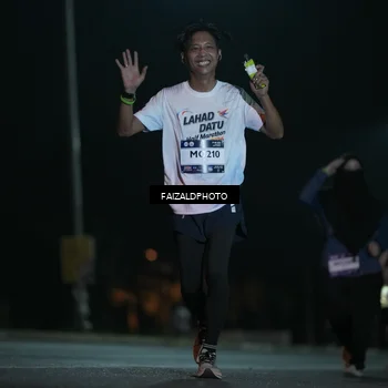 Runner Photo 7770016