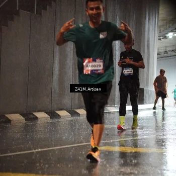 Runner Photo 7770046