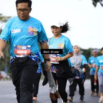 Runner Photo 7770052