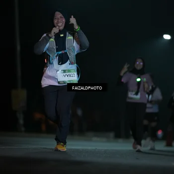Runner Photo 7770104
