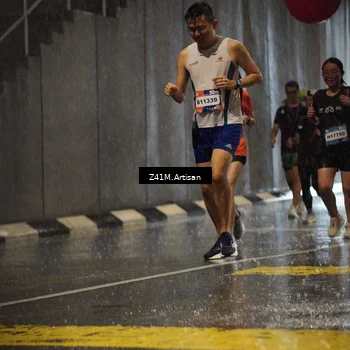 Runner Photo 7770110