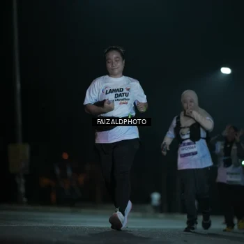Runner Photo 7770120