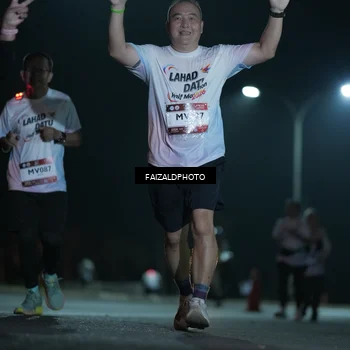 Runner Photo 7770148