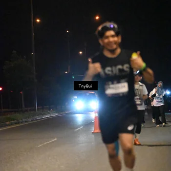 Runner Photo 7770175