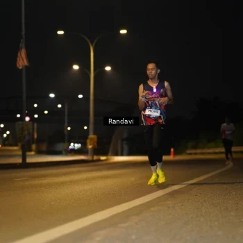 Runner Photo 7770184