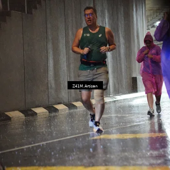 Runner Photo 7770191