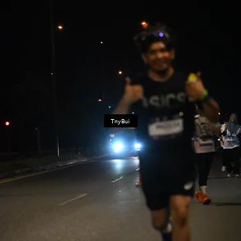 Runner Photo 7770211