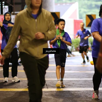 Runner Photo 7770227