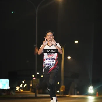 Runner Photo 7770230