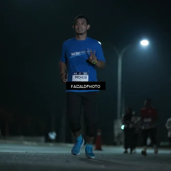 Runner Photo 7770232