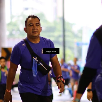 Runner Photo 7770241