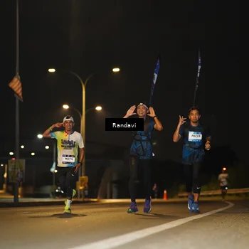 Runner Photo 7770253