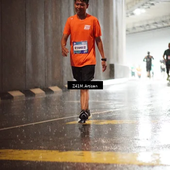 Runner Photo 7770259