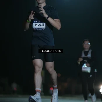 Runner Photo 7770267