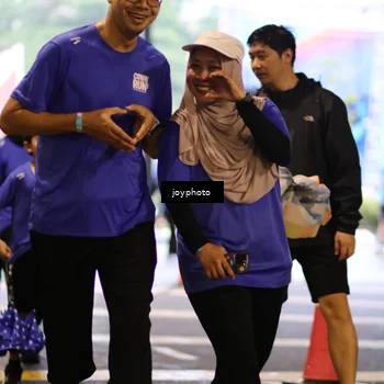 Runner Photo 7770270