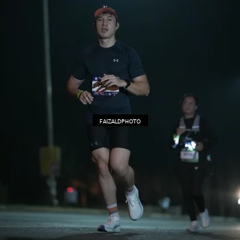 Runner Photo 7770279