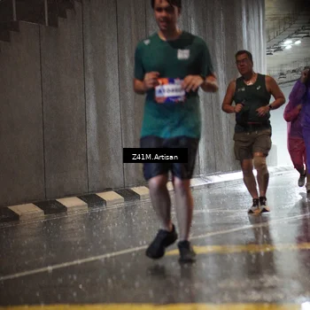 Runner Photo 7770282